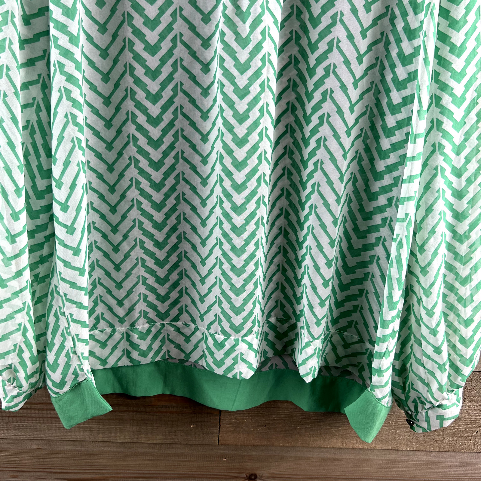Umgee + Womens Blouse Long Open Slit Sleeves Sheer Chevron Pintuck Boho Size XL