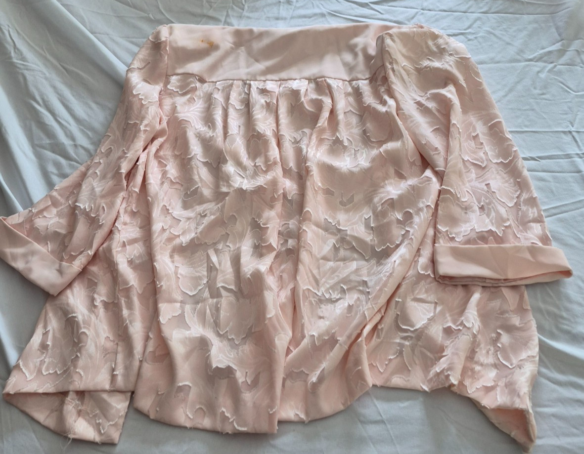 WOMENS SIZE XL 100% POLYESTER 1980’s VINTAGE KIMONO WRAP WITH SHOULDER PADS