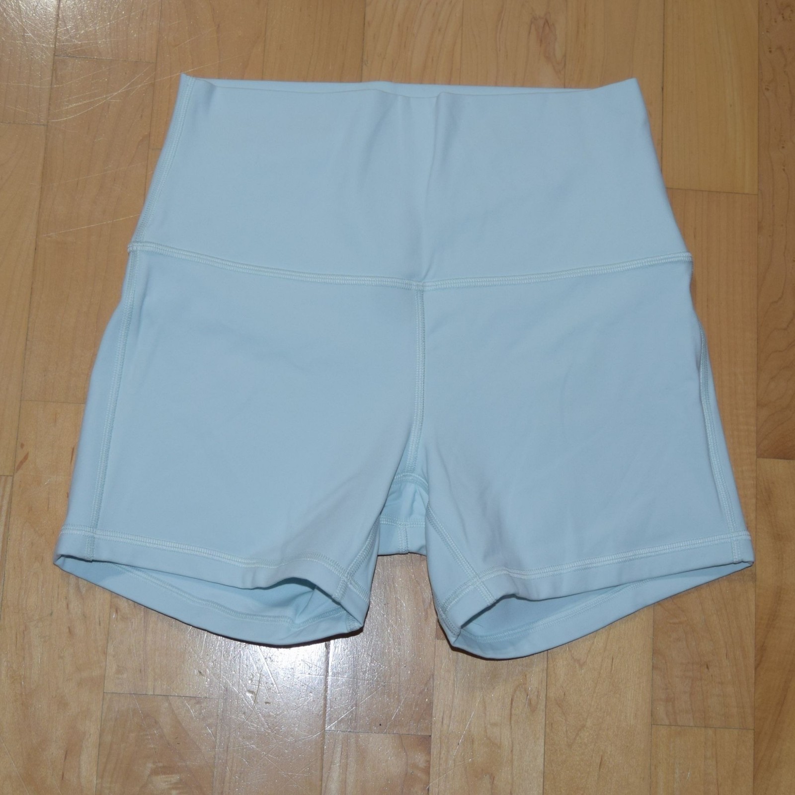 Lululemon Align High-Rise Short 4″ Inseam Women’s Sz 6 Shorts – Ideal Mint
