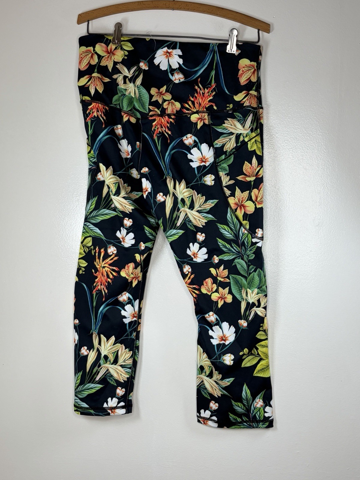 Ododos Black Green Tropical Cropped Leggings XL