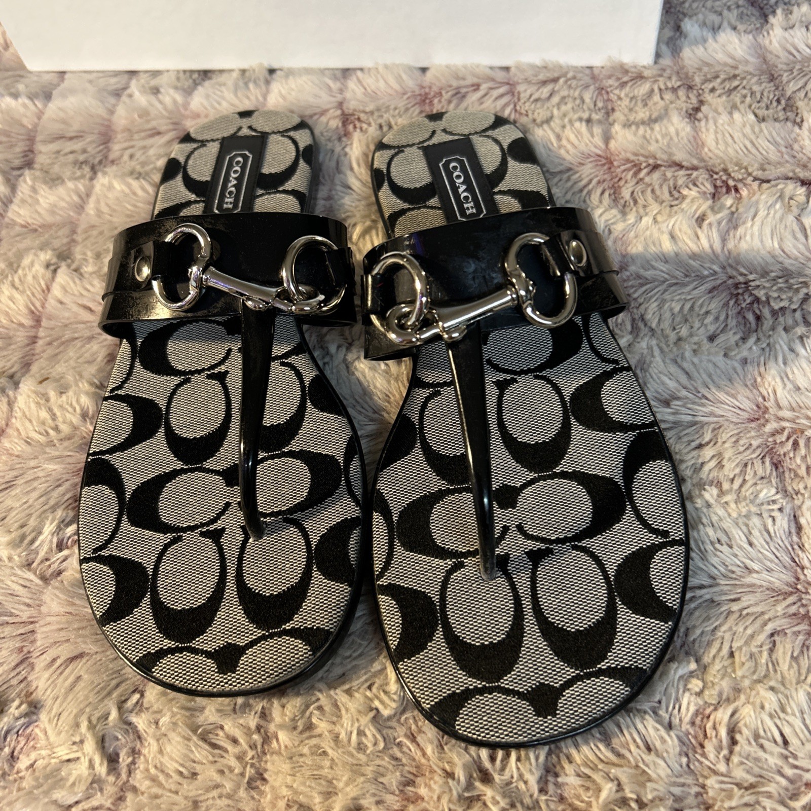 Coach Rikki Jelly Thong Sandals Size 8. New