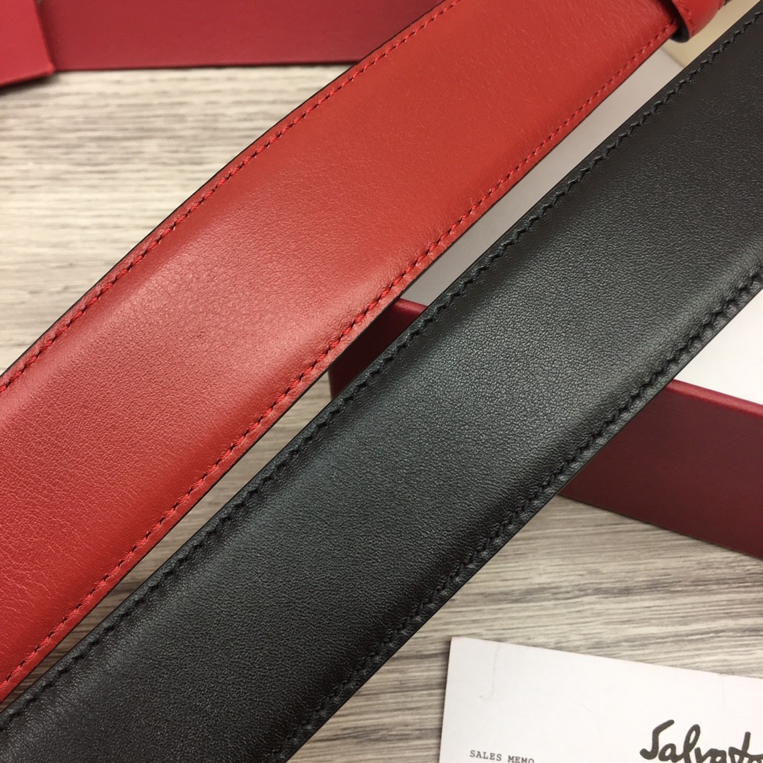 Authentic FERRAGAMO belt for sale NEW