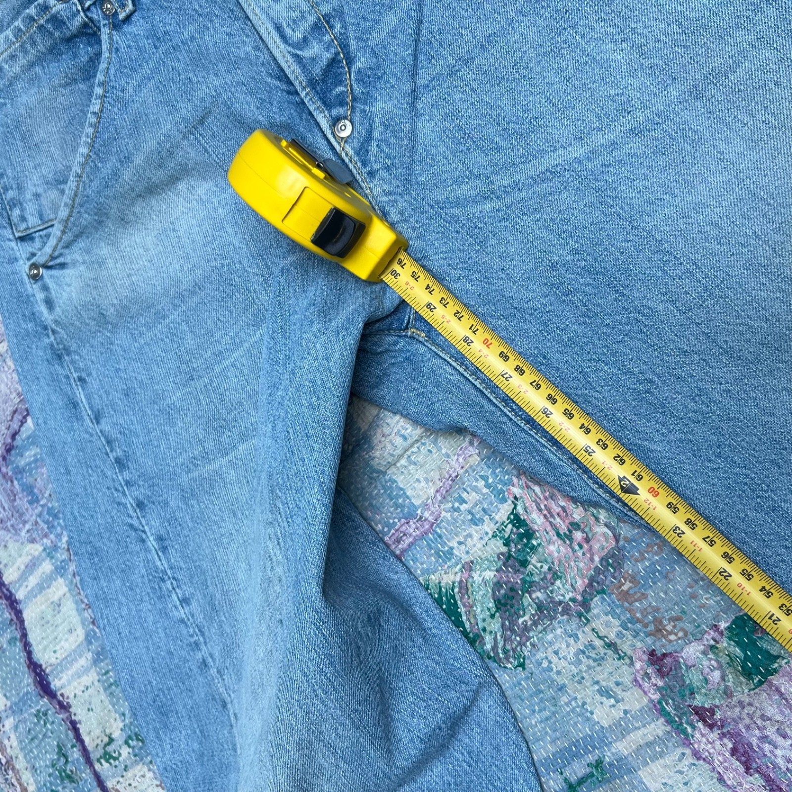 Vintage Levi’s Engineered Twisted Seams Cinch Back Blue Jeans 32×29 CROPPED
