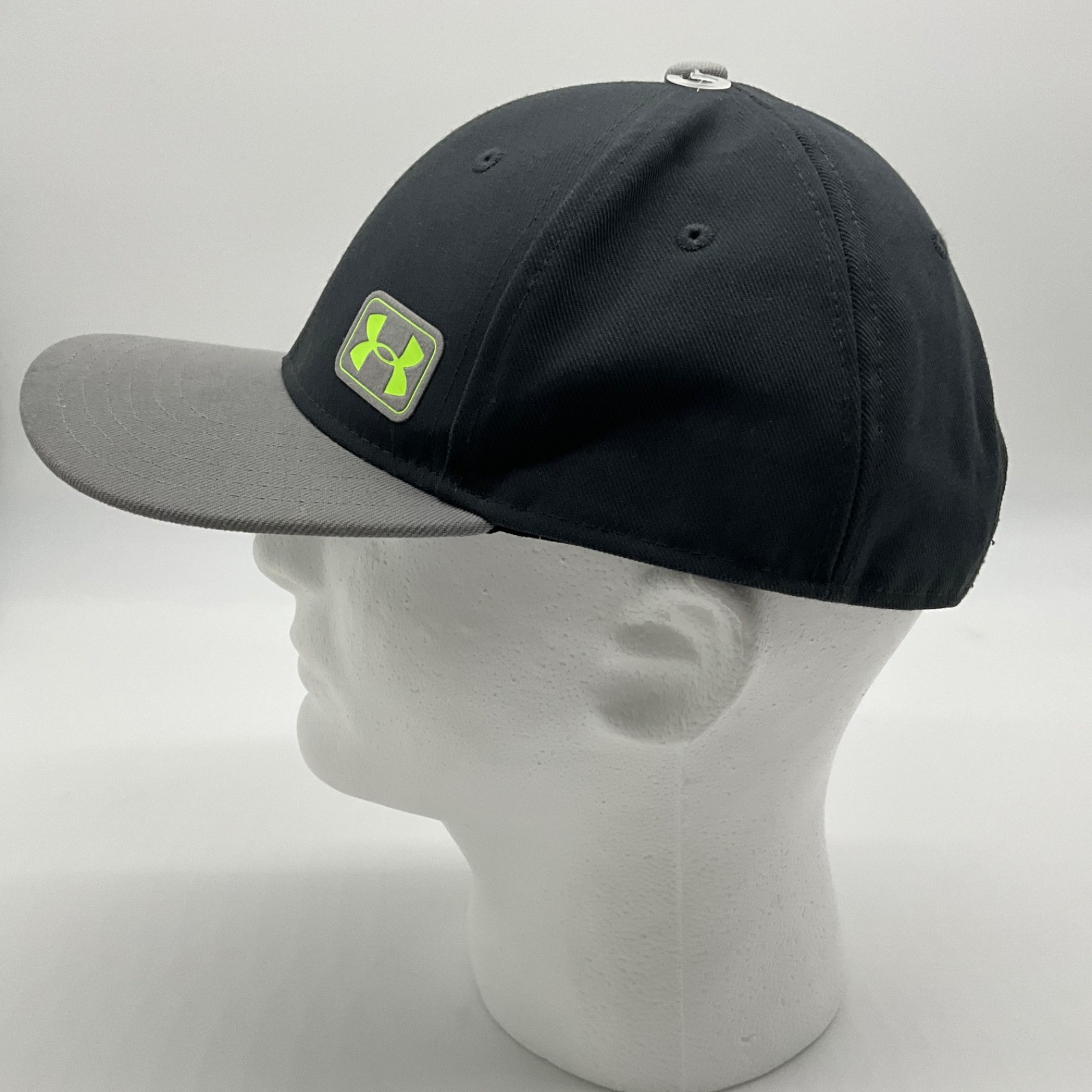 Under Armour HeatGear Stretch Fit Black Hyper Green Cap Hat