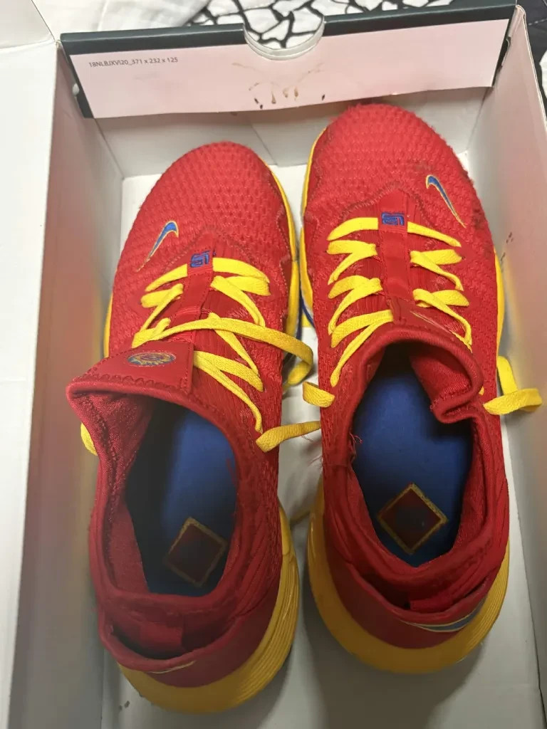 Nike LeBron 16 Low ‘SuperBron’ Men’s Size 10 (CK2168-600)