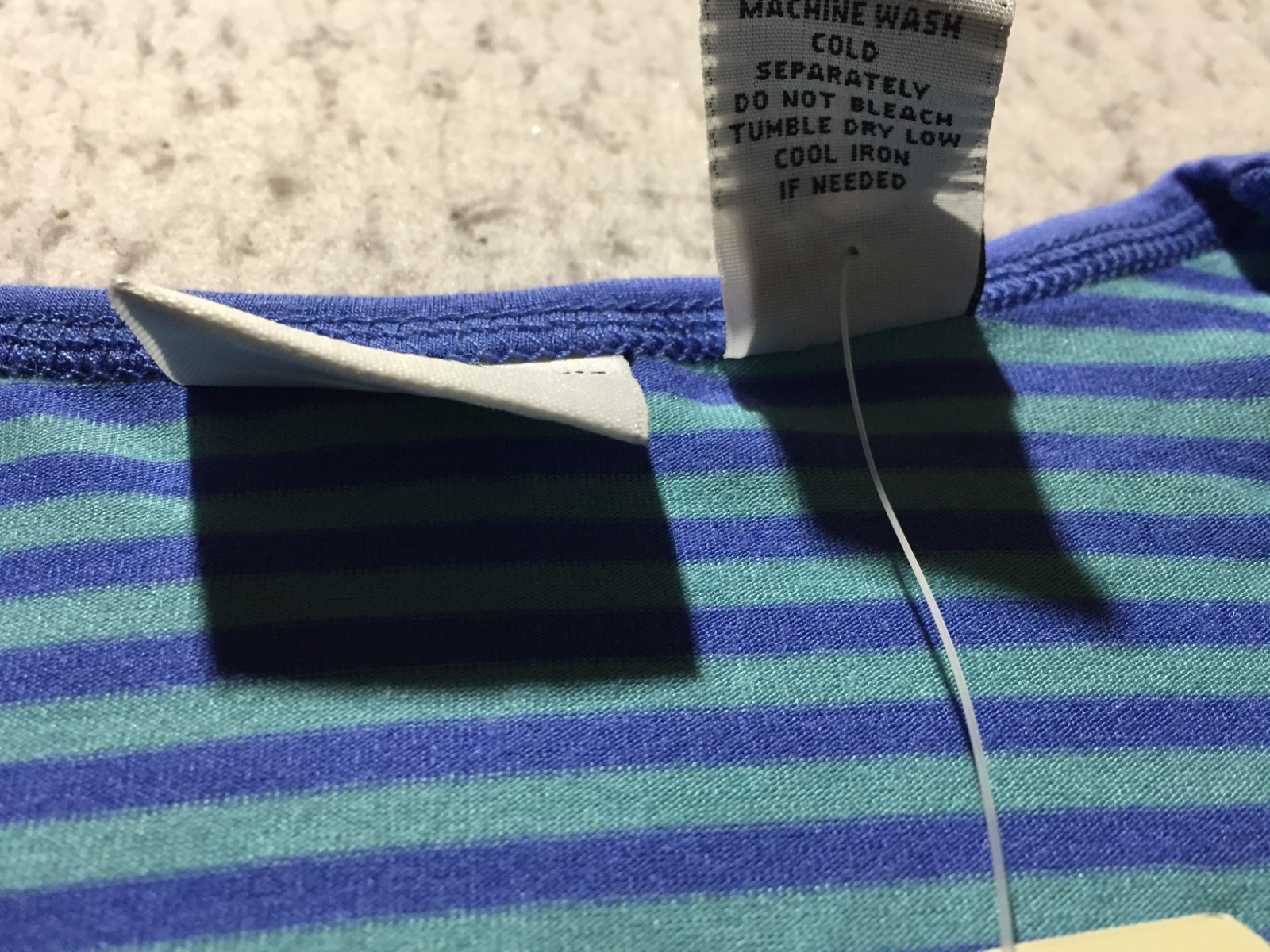 NEW Covington Stretch Shirt Womens L Large 14-16 Blue Striped Long Sleeve Scoop