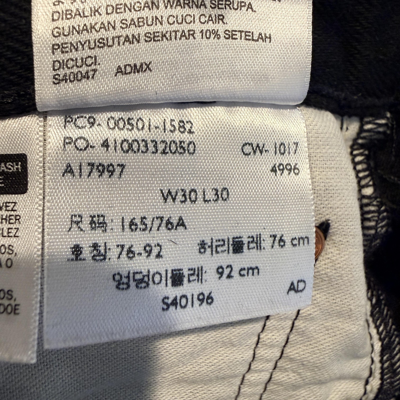 Levis 501 Jeans Mens 30×30 Black Straight Leg Button Fly Denim Pants Classic