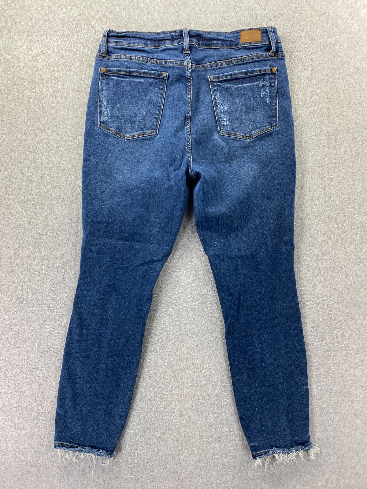 Judy Blue Womens Relaxed Fit Jeans Size 13/31 Distressed Neutral Casual Normcore