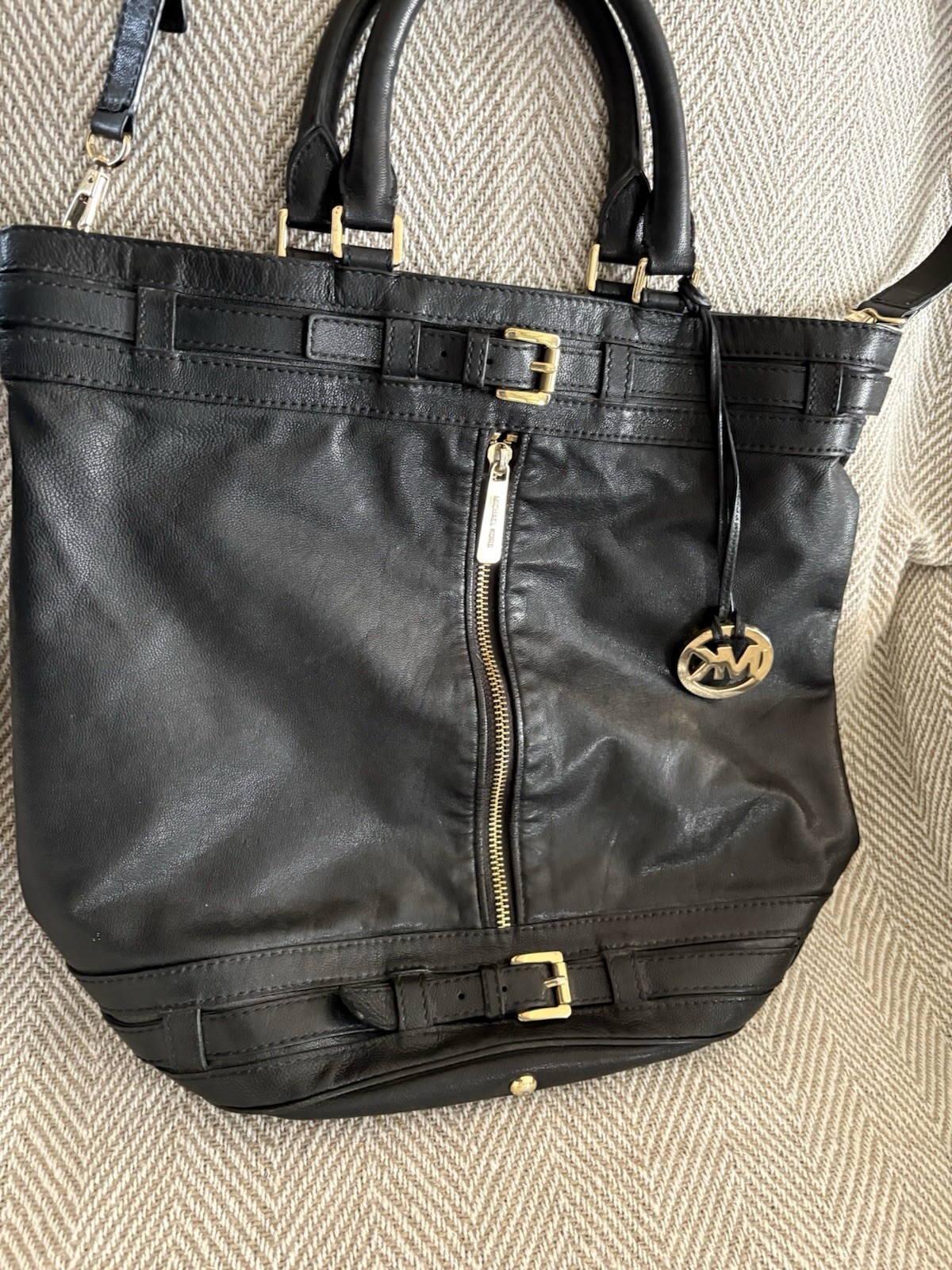 Retired Rare MICHAEL KORS KINGSBURY Black Leather Tote Bucket Cross Body