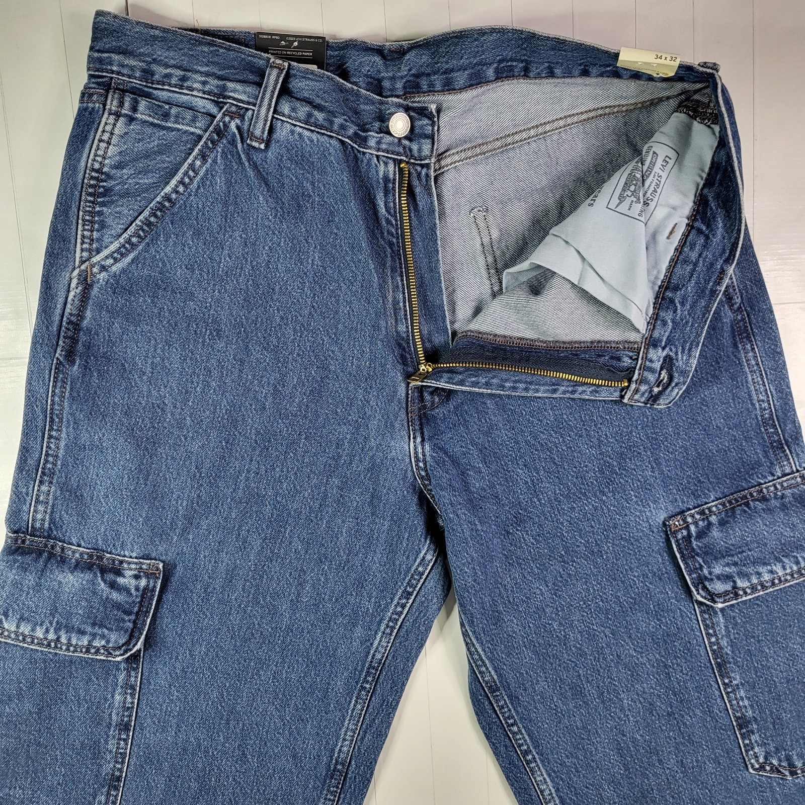 Levis Premium 568 Cargo Jeans 34×32 Men’s Loose Straight Blue New With Tags