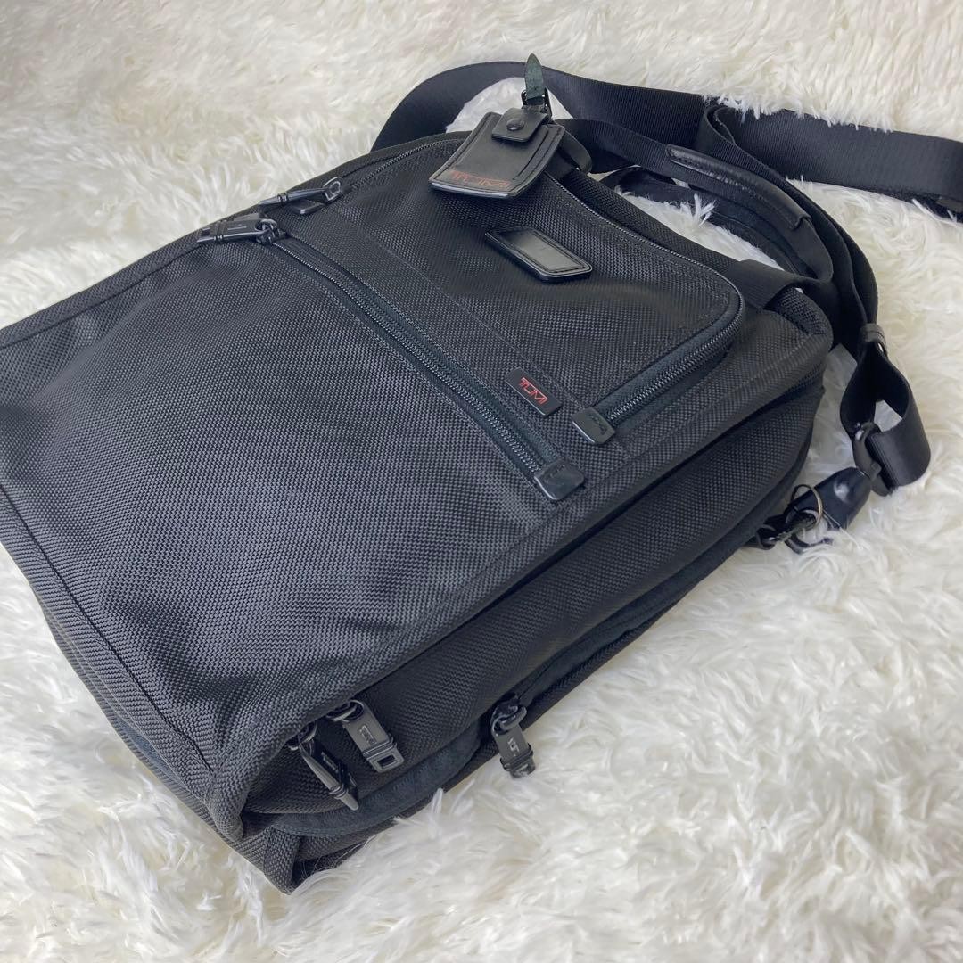 TUMI Shoulder Bag Black Medium Travel Tote 2WAY