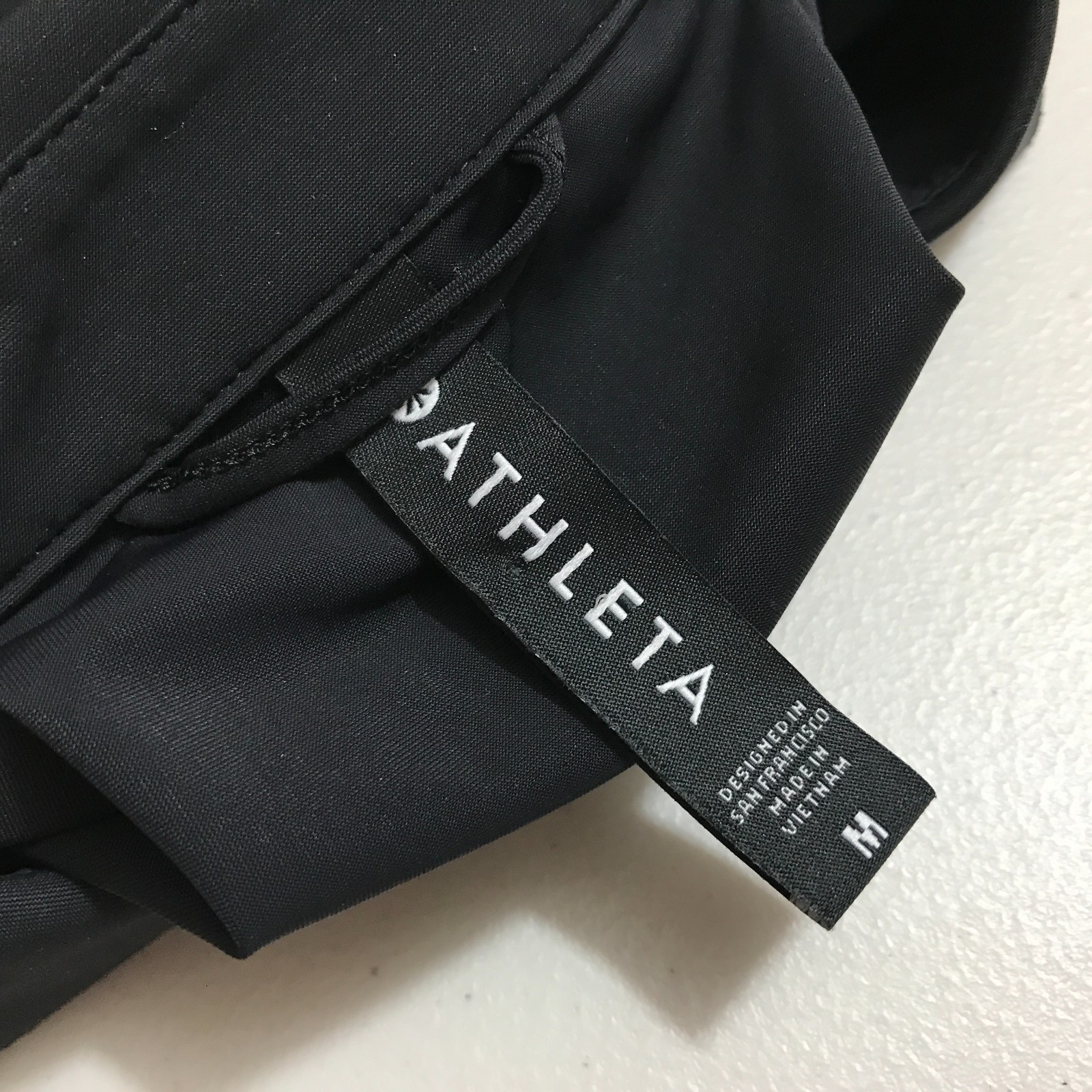 Athleta Urbanite Top Long Sleeve Black Button Front Shirt Size M