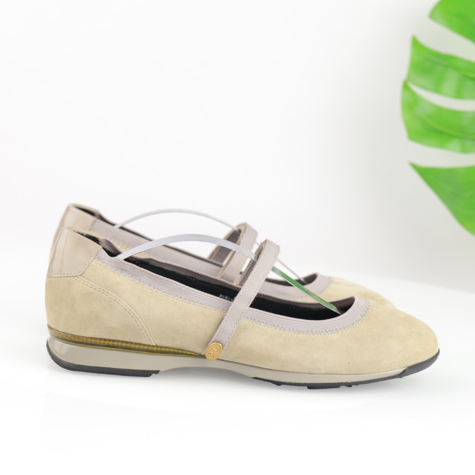 Aetrex Womens Caroline Mary Jane Shoes Size 9 WIDE Beige Tan Comfort Sporty Flat