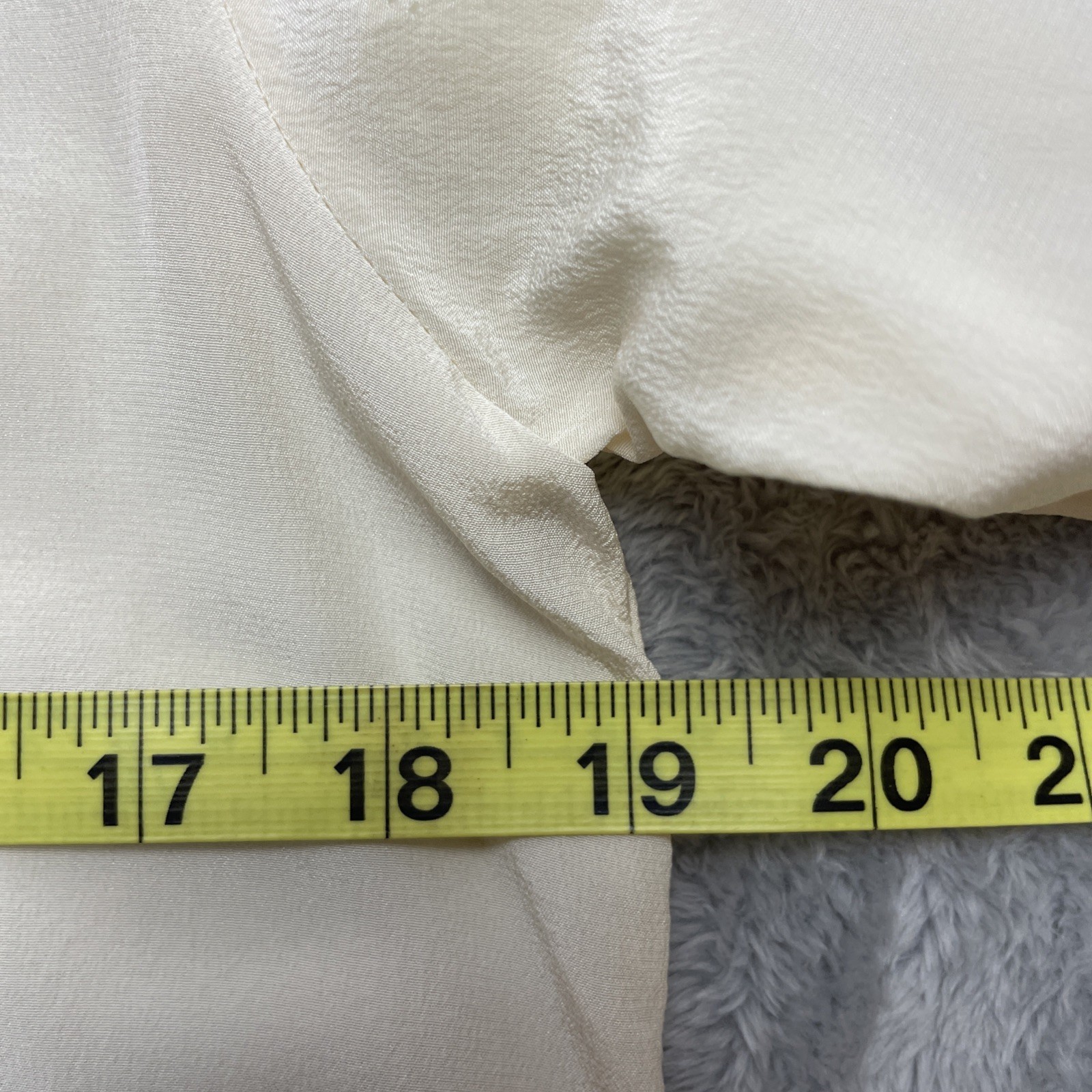 Vtg Lacoste Womens 100% Silk Blouse Sz EU 36 US 4/S Ivory Military 3/4 Sleeve