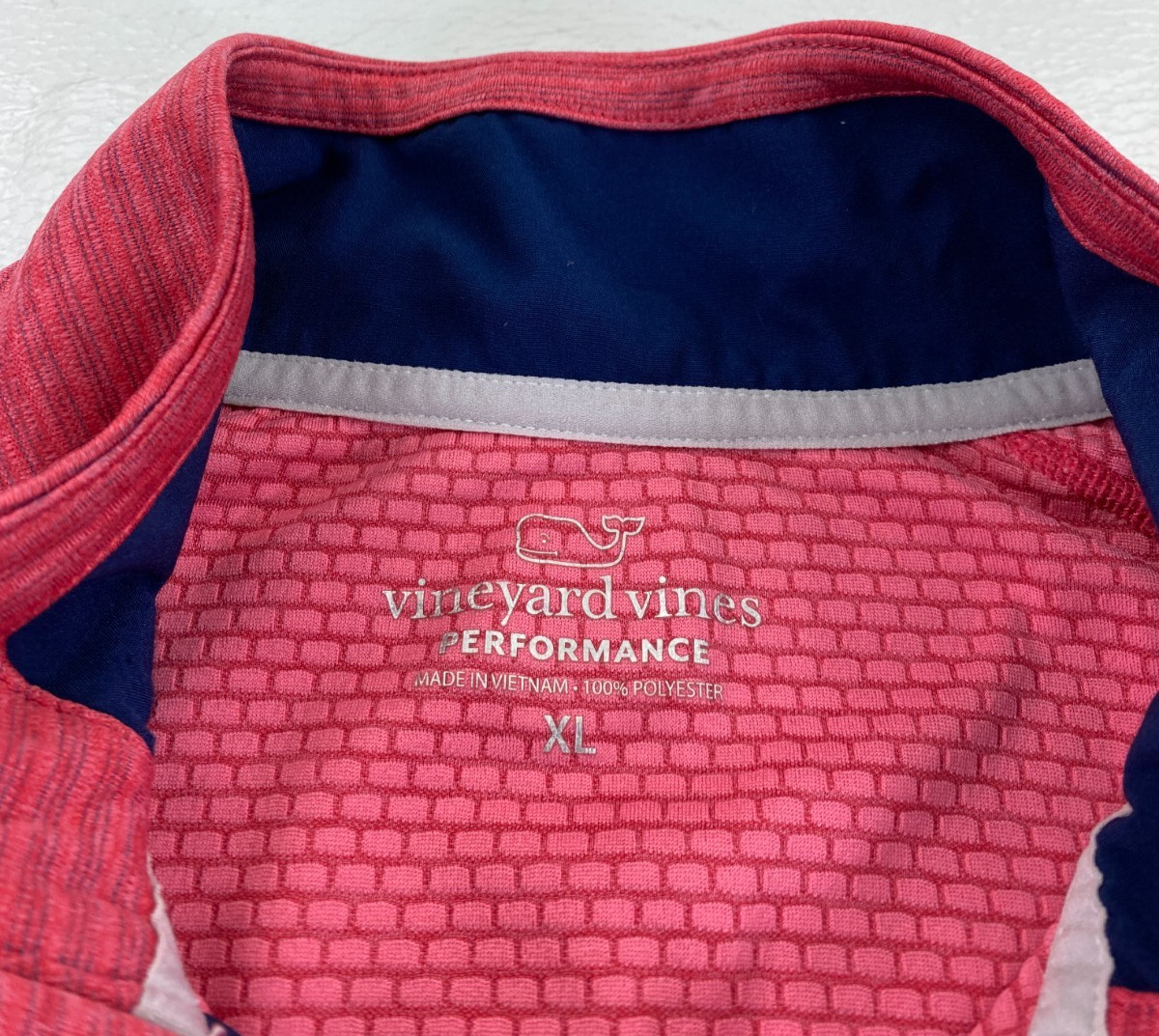 Vineyard Vines Performance Men’s Sankaty 1/4 Zip Red Stripe Golf Pullover XL