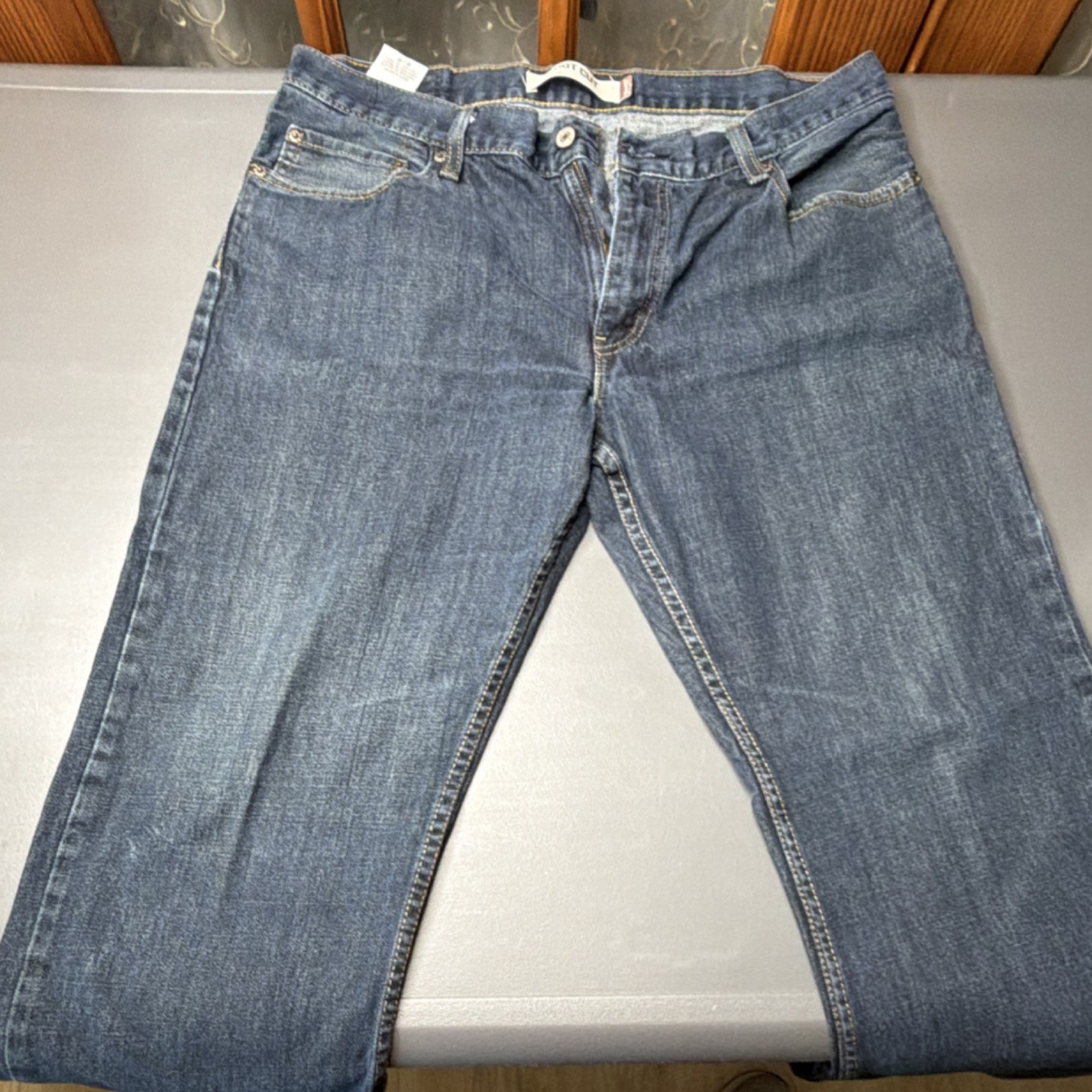 Levi’s Men’s 527 Bootcut Blue Medium Wash Denim Jeans Cotton 5-Pocket