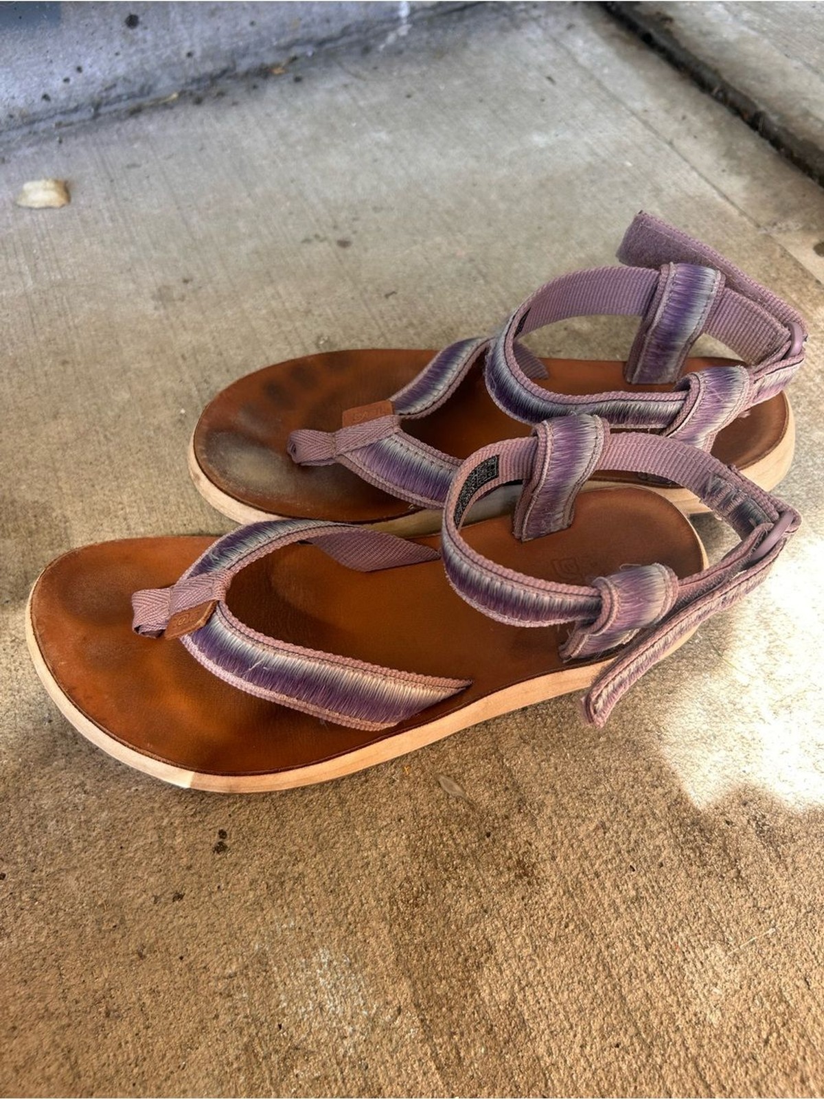 Teva Lavender and Brown Adjustable Strap Sandals Women’s Size 6