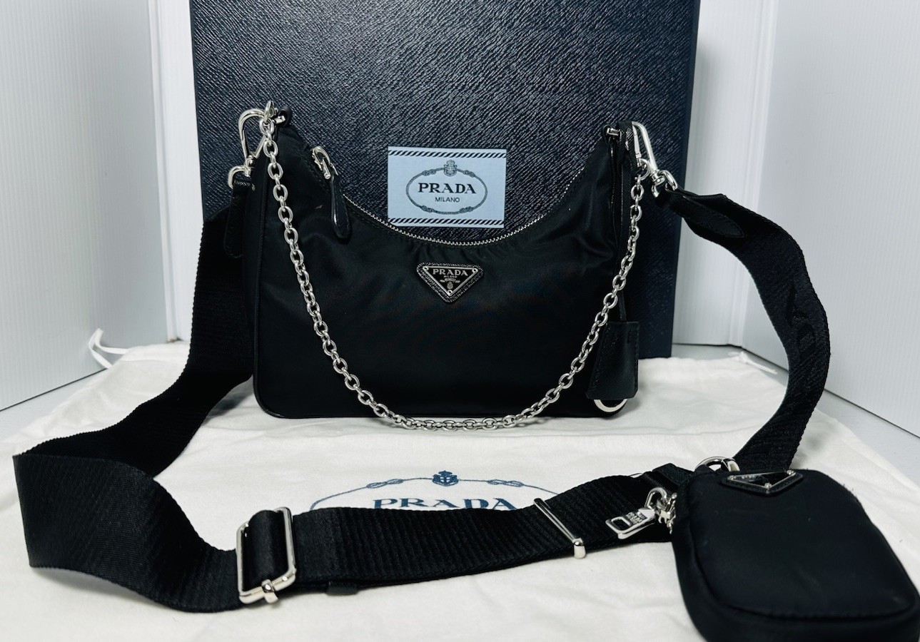 Authentic PRADA RE-Edition 2005 Shoulder Bag Black Nylon