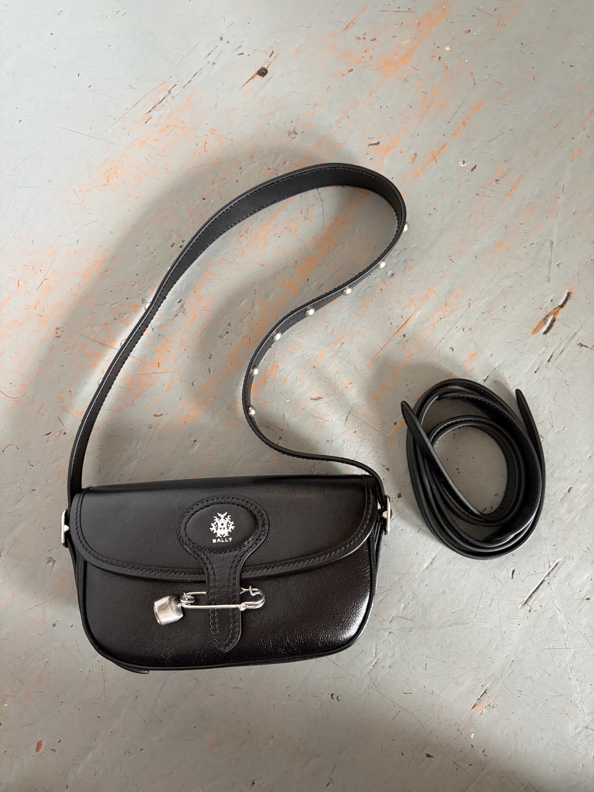 Bally logo-plaque crossbody black bag