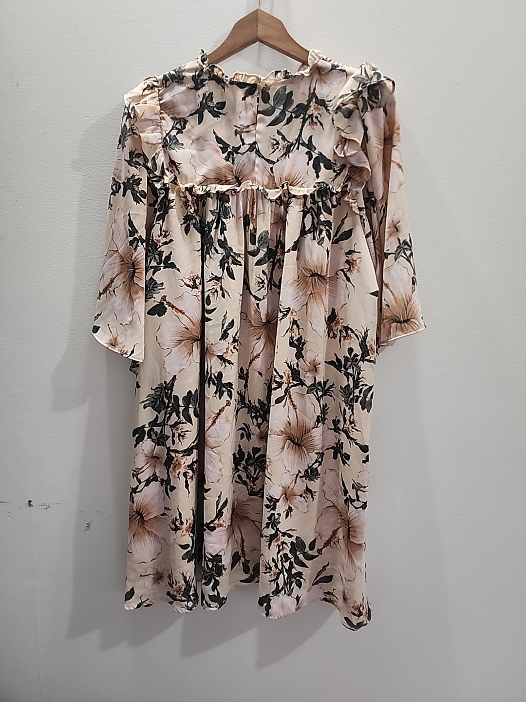 Happy x Nature Size L Dress smocked Floral Boho knee Length By Kate Hudson