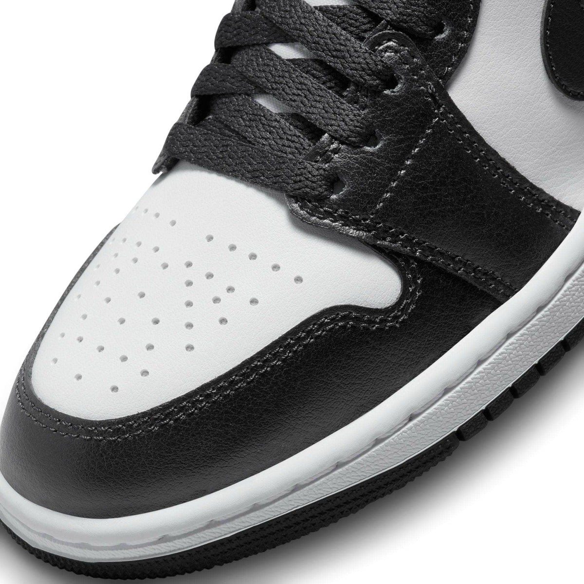 Size 11W – Nike WMNS Air Jordan 1 Mid Panda