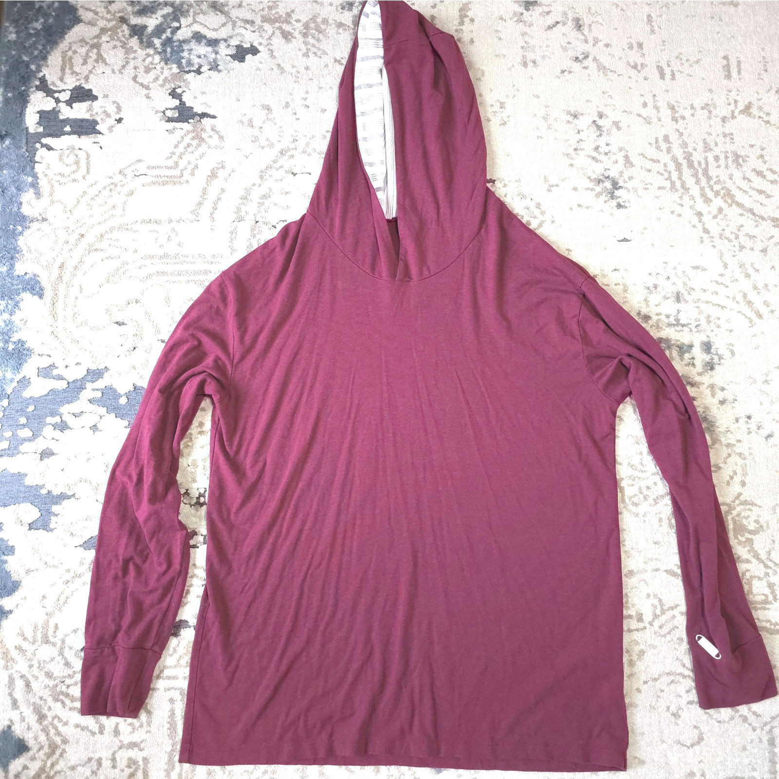 Two Blind Brothers Long Sleeve Hoodie Mens Size L Maroon Color Rayon From Bamboo