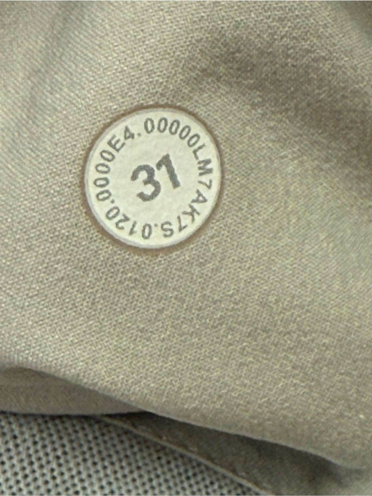 Lululemon Commission Shorts in Heather Gray Men’s Size 31
