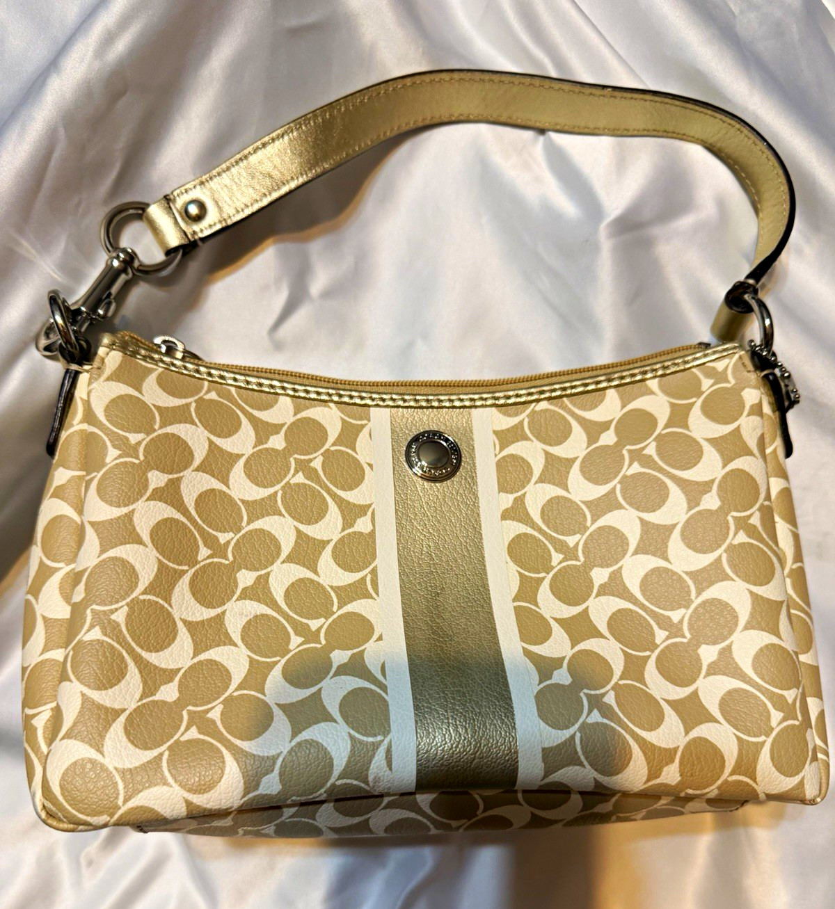 Coach Signature Logo Zip Top Shoulder Bag Purse Beige/Cream Small Women