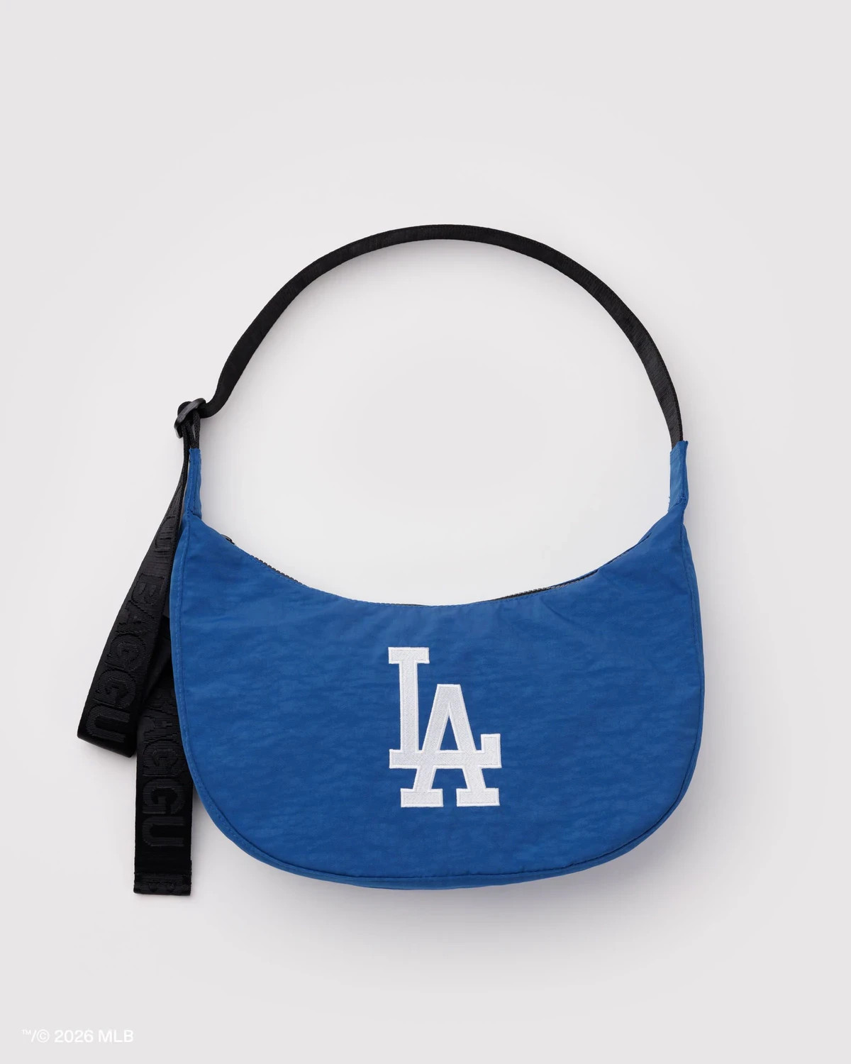 Baggu Medium Nylon Crescent Bag in Los Angeles Dodgers