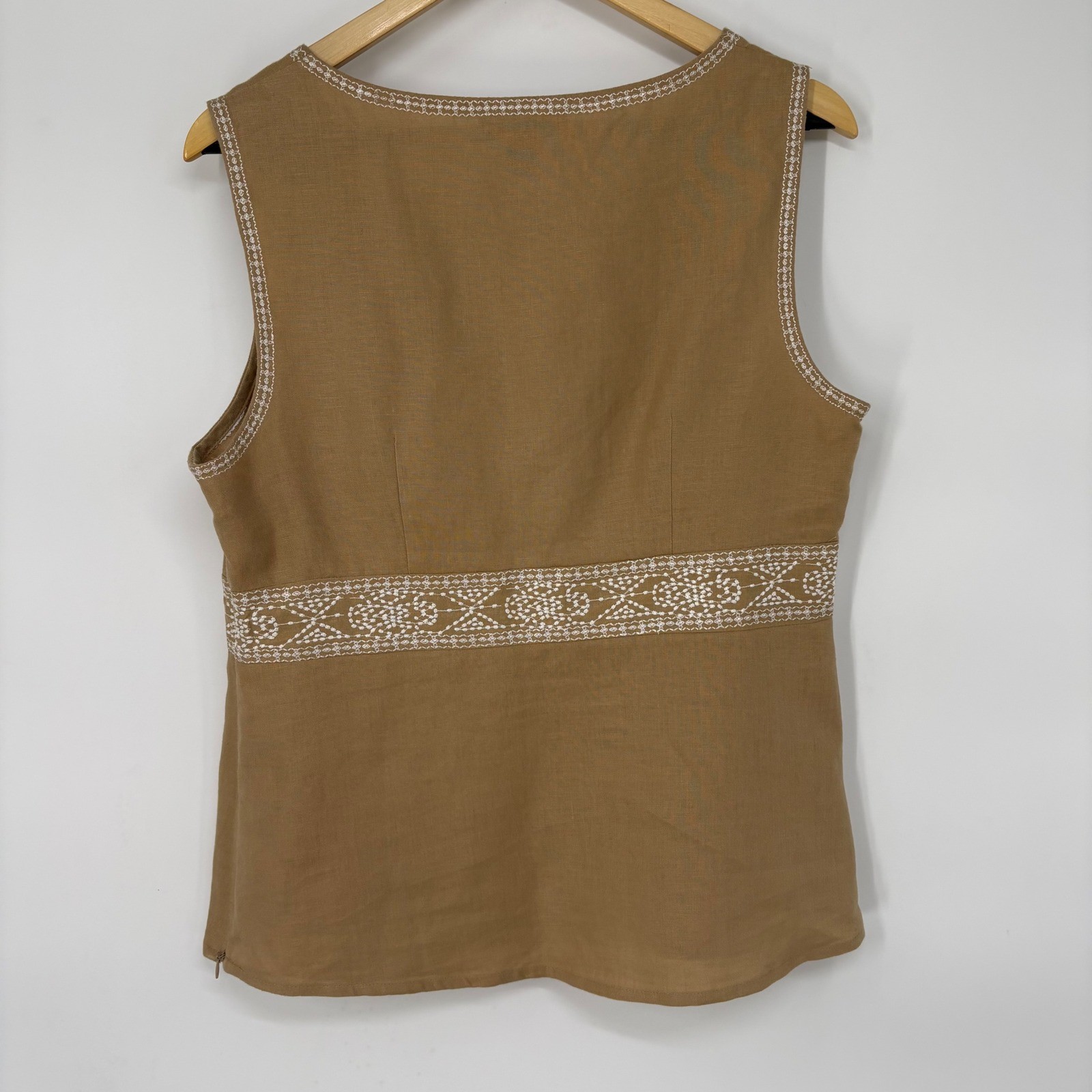 Womens Beige 100% Linen Embroidered V-Neck Empire Waist Top Size 12 Coastal