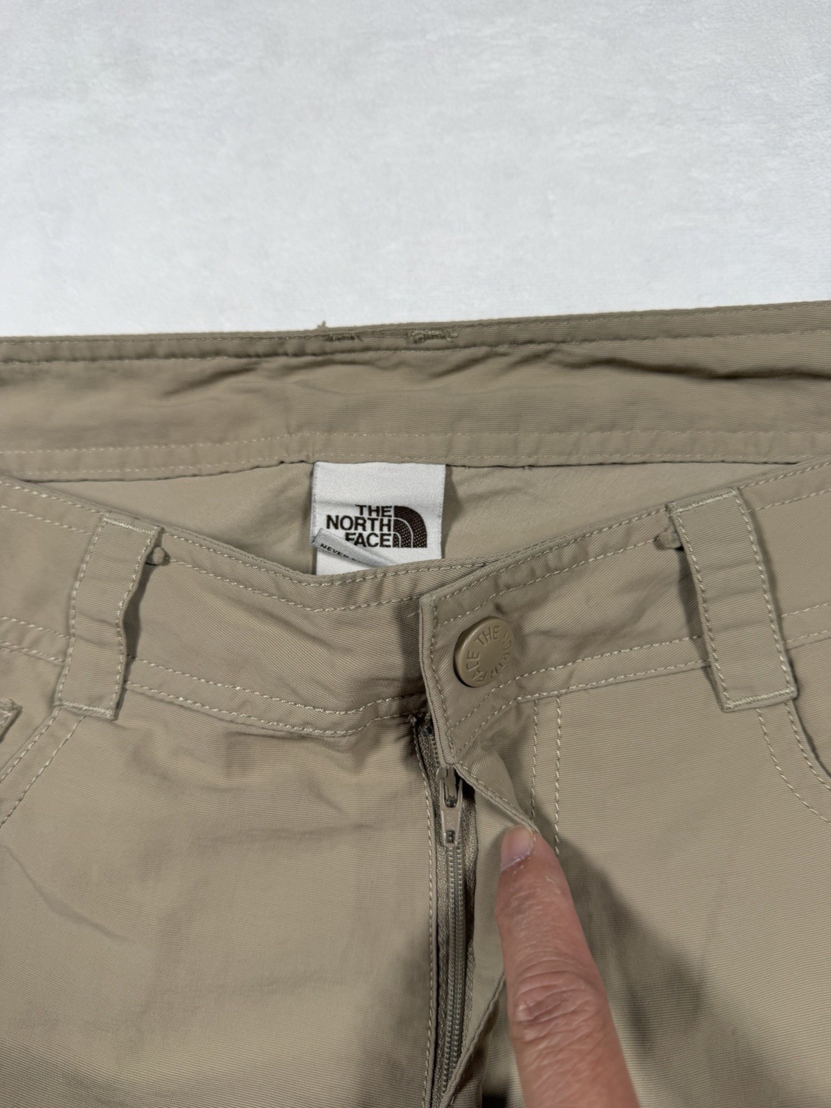The North Face Pants Nylon Poly Hiking Outdoor Mens 34 X 29 Beige Khaki