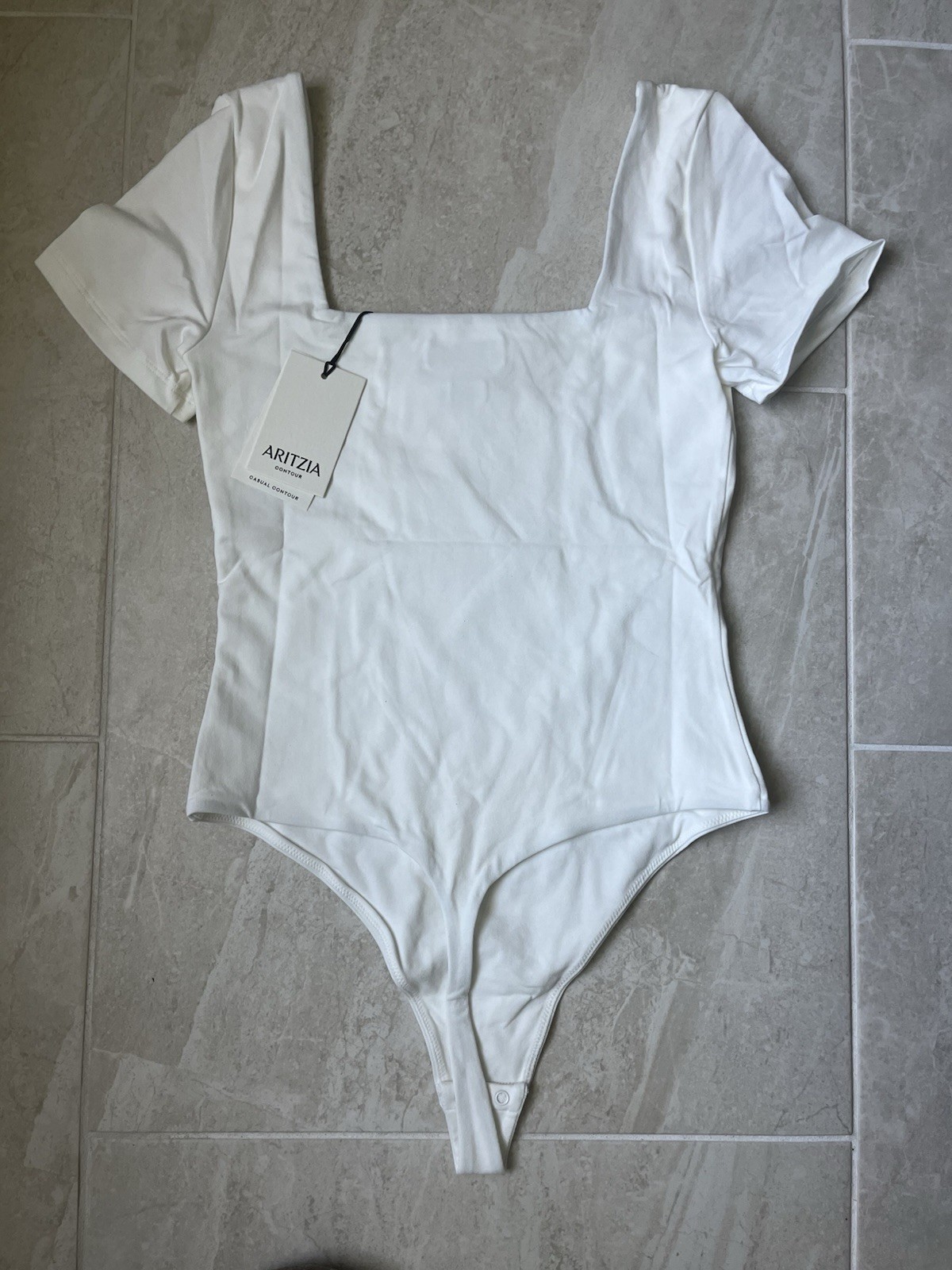 Aritzia | Babaton | Contour Squareneck Shortsleeve Bodysuit | White | US Size S