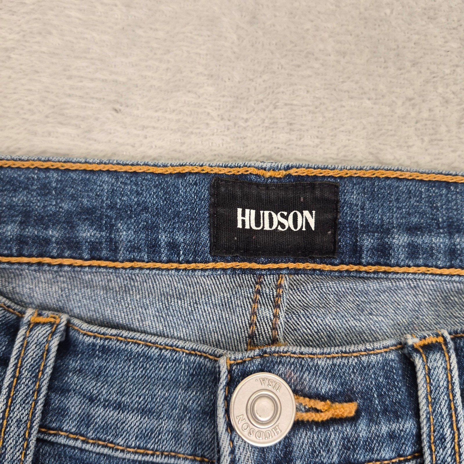 Hudson 28 Harper High Rise Crop Bootcut Jeans Medium Wash Distressed Denim