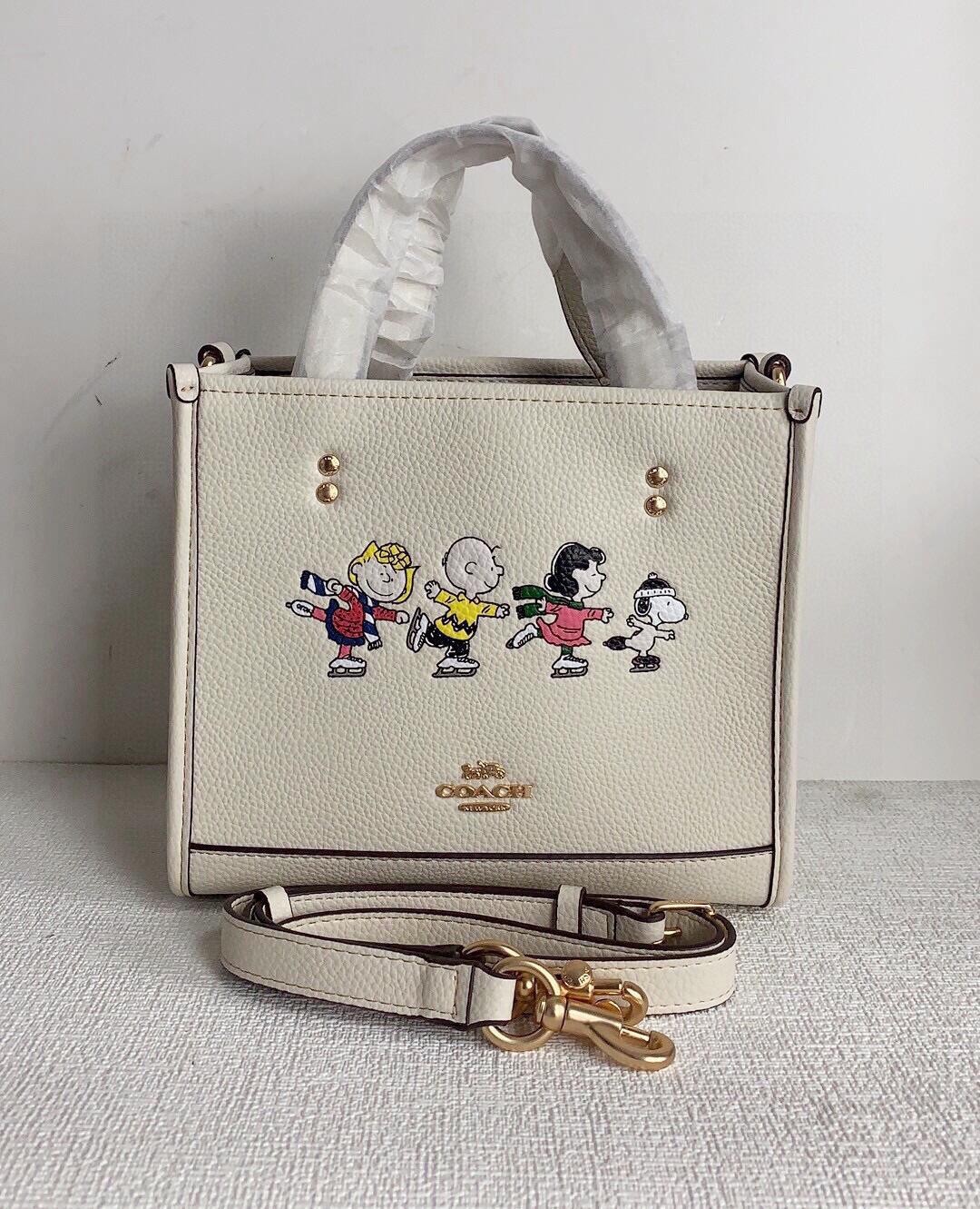 COACH Classic Printed Snoopy White Leather Shoulder Bag 8.6 in