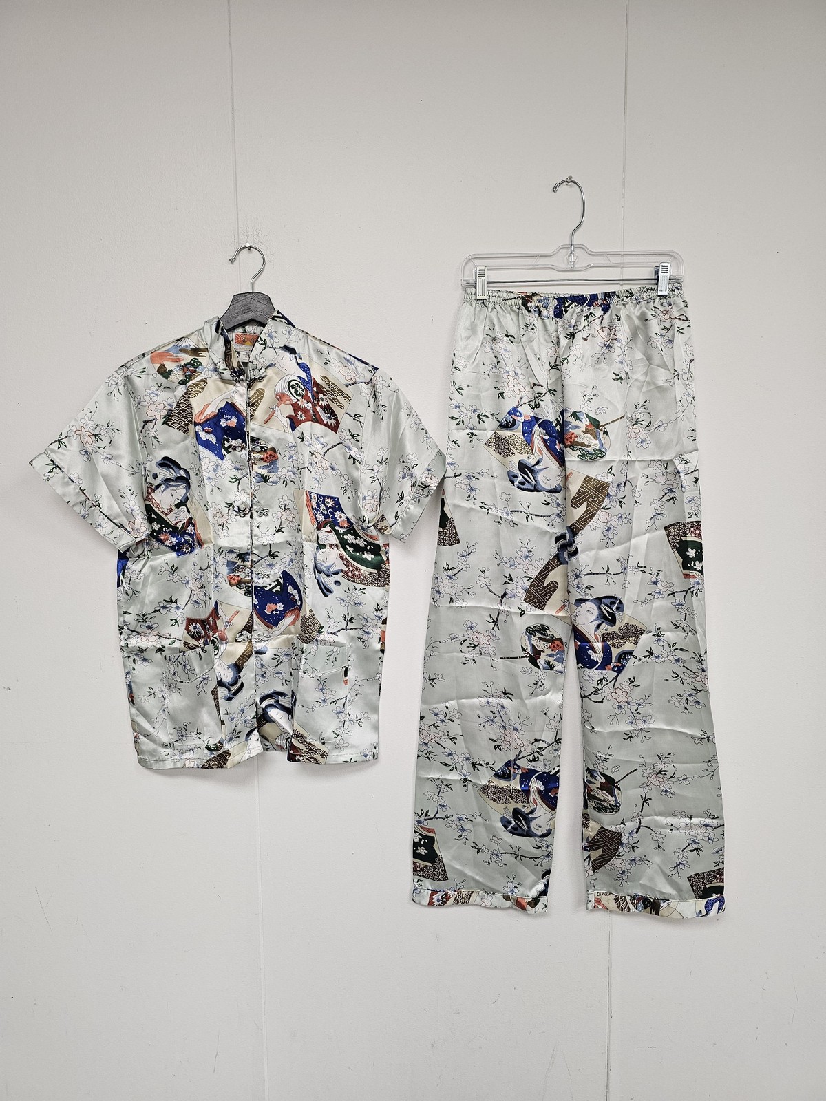 Oriental Pajama Set Mens Large Multicolor Satin Cherry Blossom Kimono Print