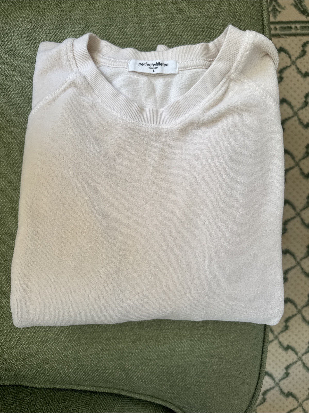 PERFECT WHITE TEE Stella Velour Crewneck Sweatshirt Ivory Sz L USA