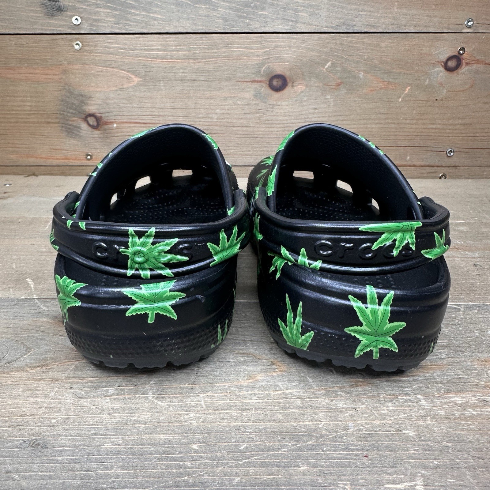 Crocs Classic Clogs Hemp Leaf Black Weed Pot Leaf Marijuana Size W6/M4
