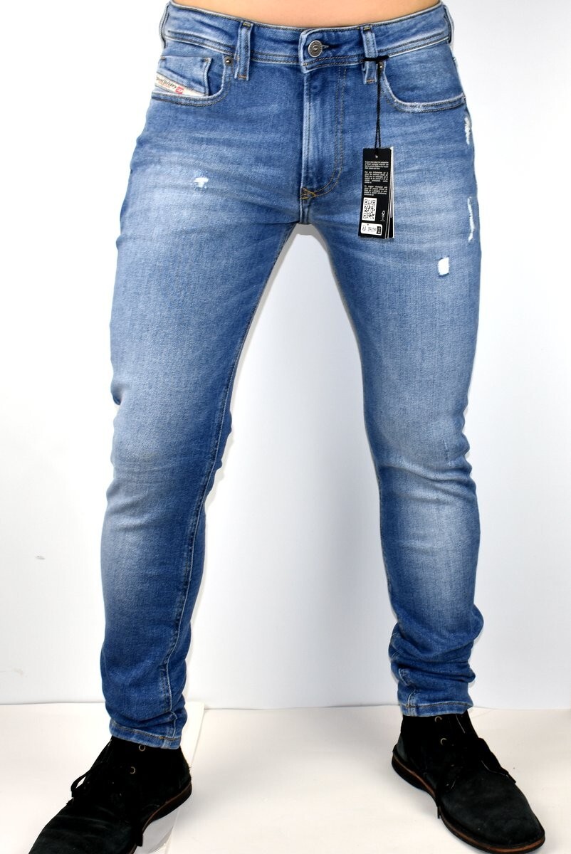 Diesel $325 Men’s 1979 Sleenker Low Waist Skinny Fit Denim Jeans – RM638