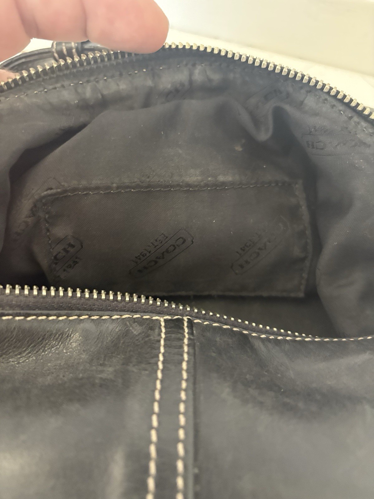 Authentic Vintage Coach Black Leather Soho Handbag Shoulder Purse 9564