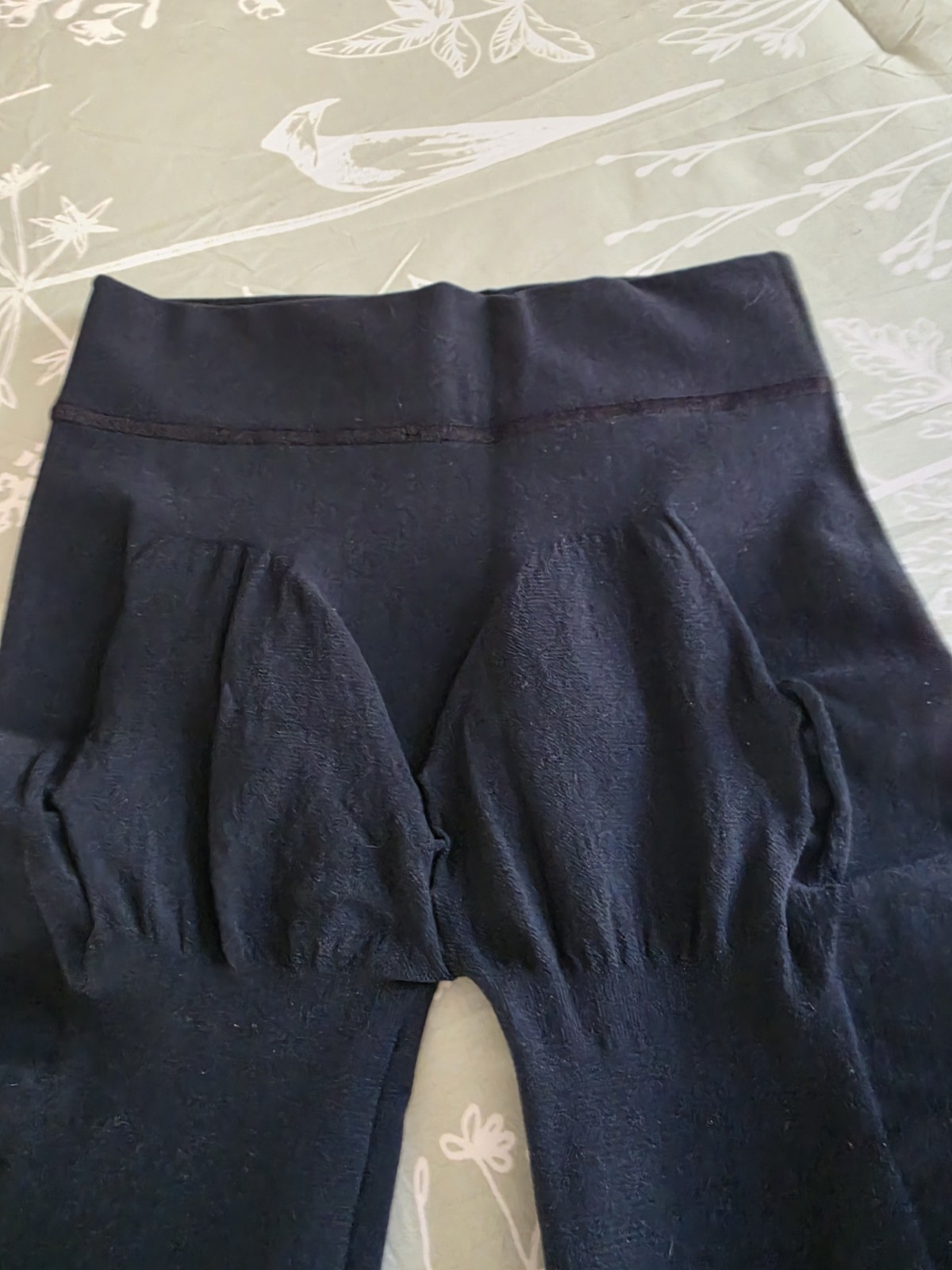 Leonisa Well Rounded Invisible Butt Lifter Shaper Short 012778 Size S Black