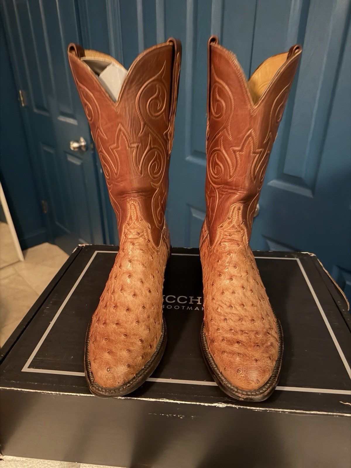 Lucchese Classics Handmade Ostrich Boots 9EE Tan/Lt Brown Barnwood From Allen’s