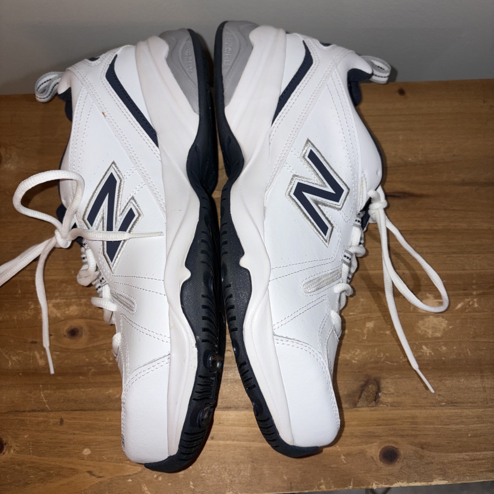 New Balance Men’s Wide 608 Shoe Size 10.5 2E White and Navy Blue