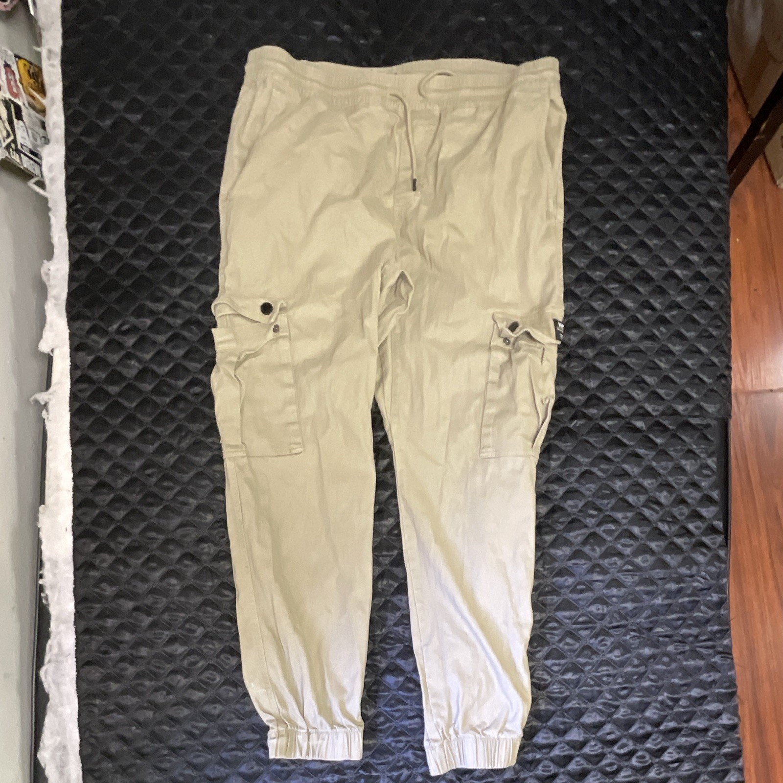 WeSC Women’s Beige Solid Cargo Jogger Pants XL Drawstring Pockets Elastic