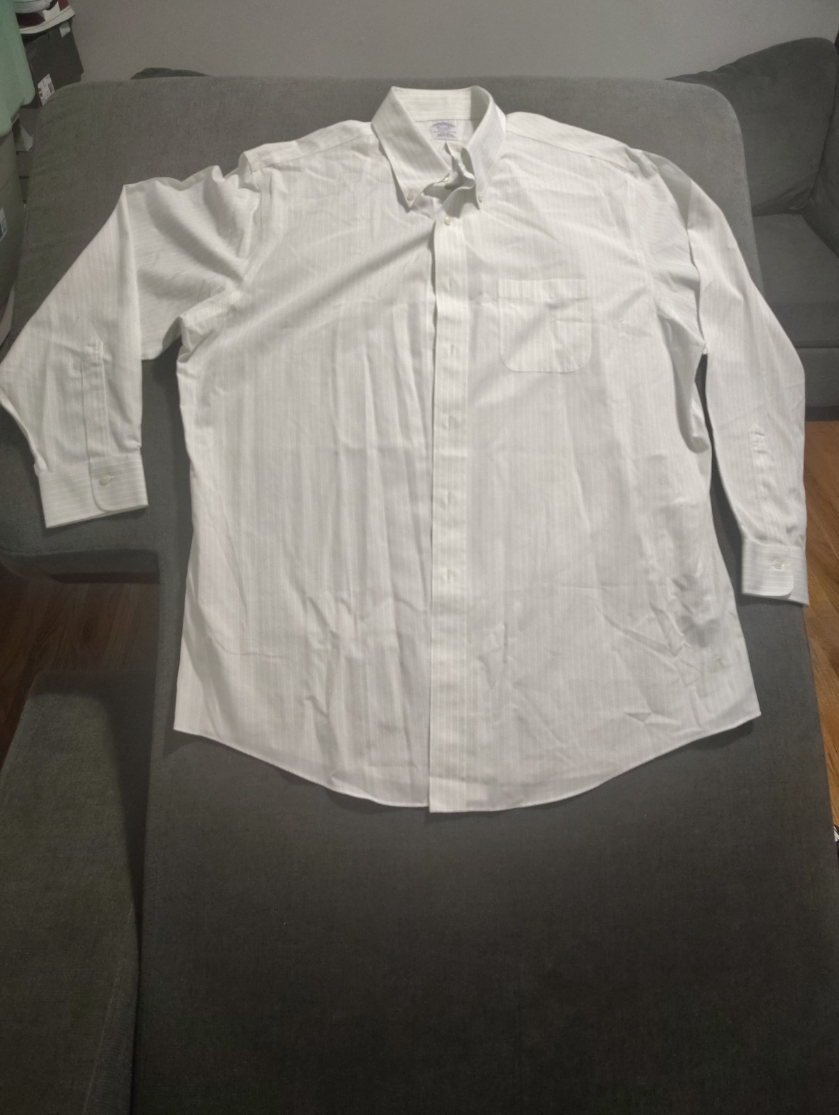 NWOT Brooks Brothers White Yellow Oxford Button Down Regent Fit Size XL 17.5