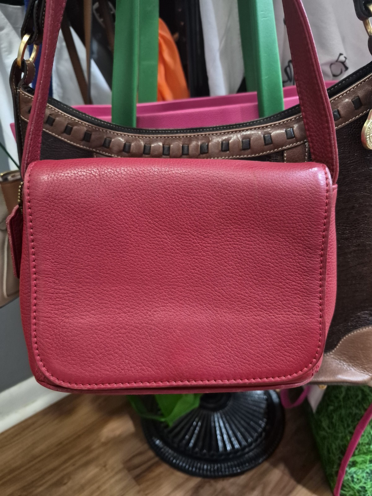 Vintage Coach 90’s Sonoma Small Full Flap Tomato Red Shoulder Bag Leather #4929