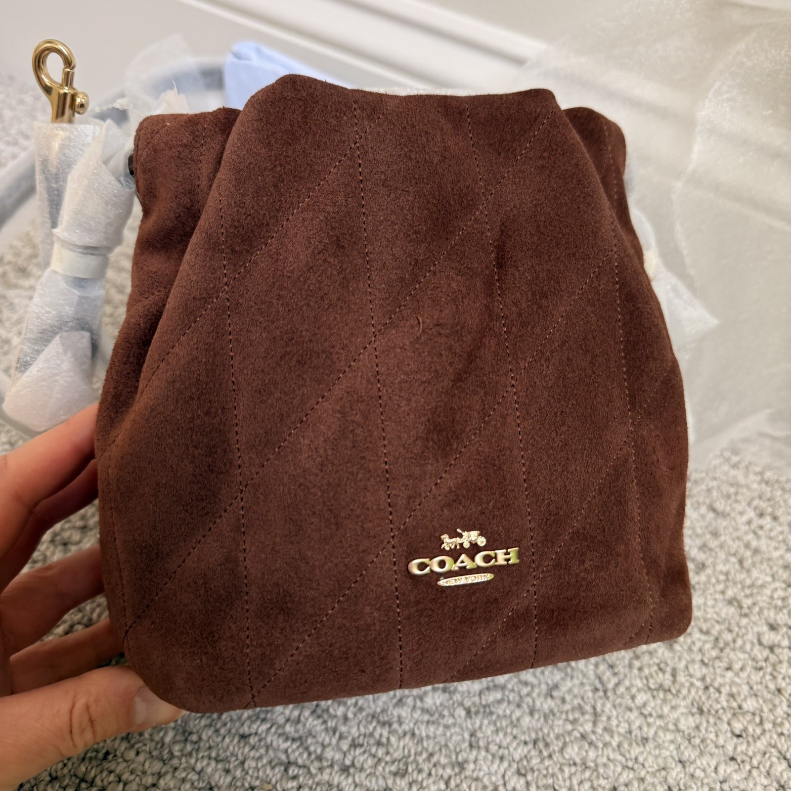 🤎 NWT COACH Faye Mini Drawstring Bag With Quilting Suede & Leather CDC42 Brown