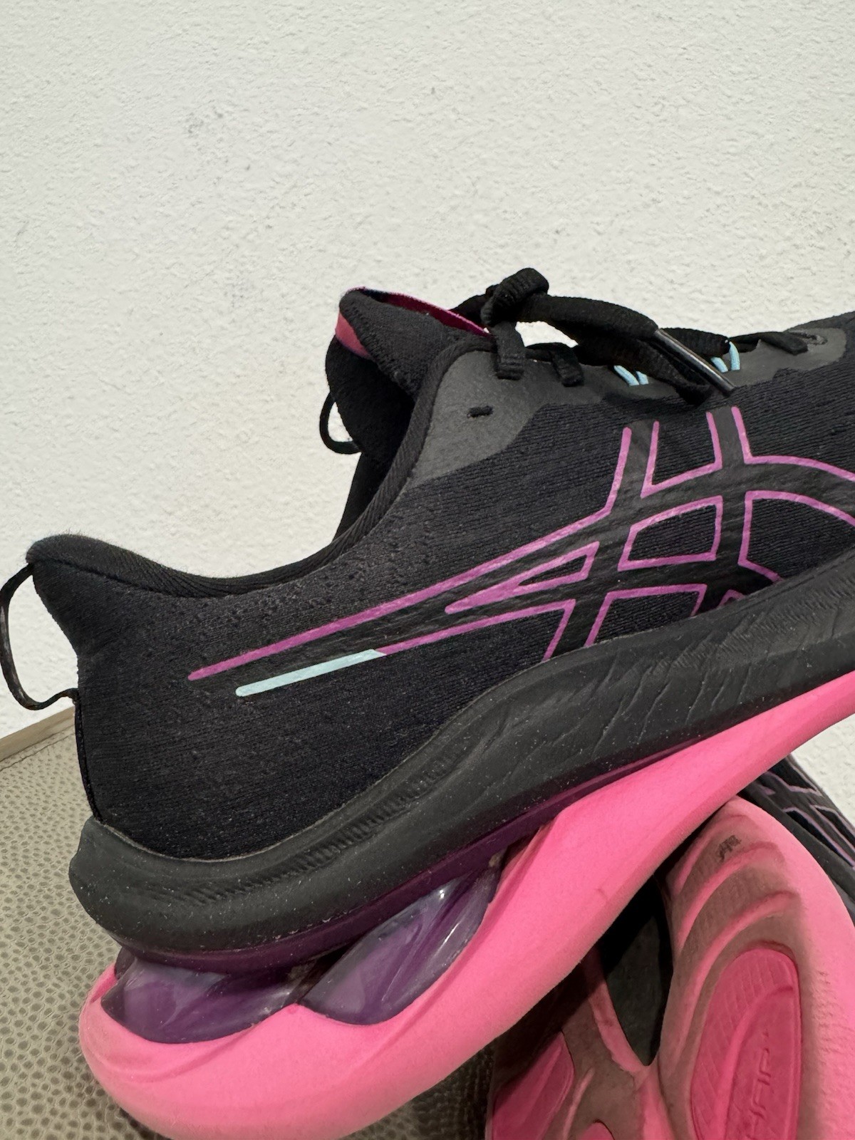 Asics Gel Kinsei Max Sneakers Running Shoes Women’s Size 11 Black / Pink
