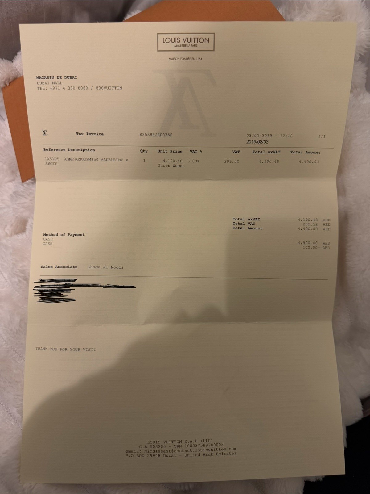 Louis Vuitton LV Logo Madeleine Pumps
