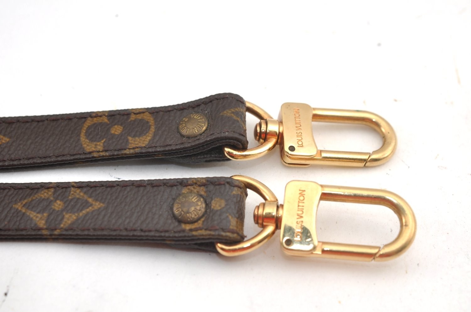 Authentic Louis Vuitton Monogram Shoulder Strap 39″ LV AB546