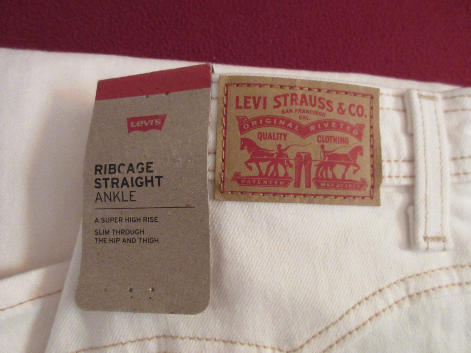 Levis Jeans Women White Denim Ribcage Straight Ankle 27”x27” New w/TGS